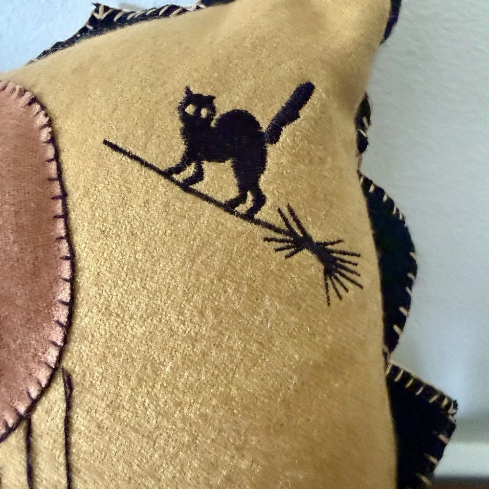 Vintage Halloween Handmade Wool Felt Folk Art Black Cat Witch Pillow 9in